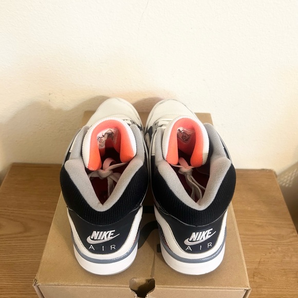 SOLD ❌ Nike Air Tech Challenge 2 Hot Lava size 10.5 CJ1437-100 PRE-OWNED - Picture 6 of 9